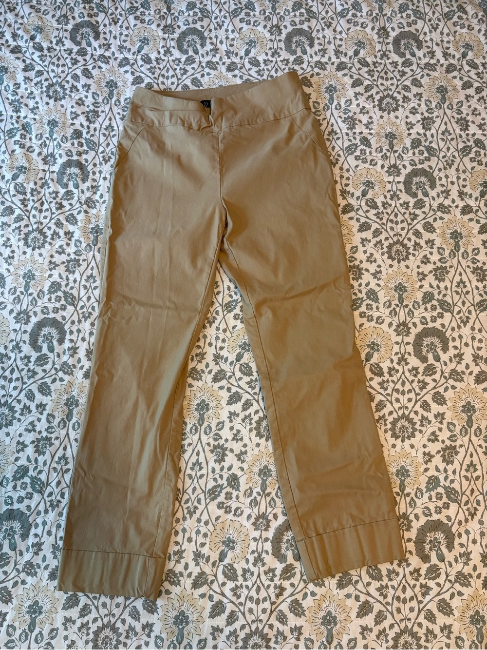 New York & Company Women's Tan Capris